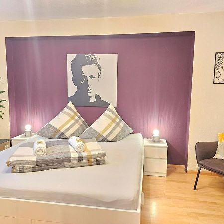 Doppelzimmer 1 I Geteiltes Bad & Kueche I Mit Dem Zug Nur 4 Min Bis Zum Hauptbahnhof Φράιμπουργκ Εξωτερικό φωτογραφία