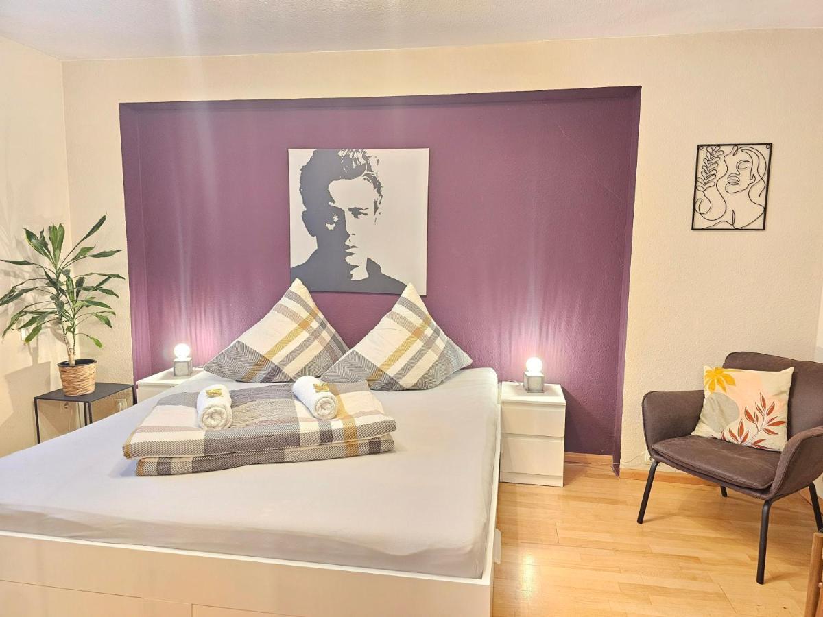 Doppelzimmer 1 I Geteiltes Bad & Kueche I Mit Dem Zug Nur 4 Min Bis Zum Hauptbahnhof Φράιμπουργκ Εξωτερικό φωτογραφία