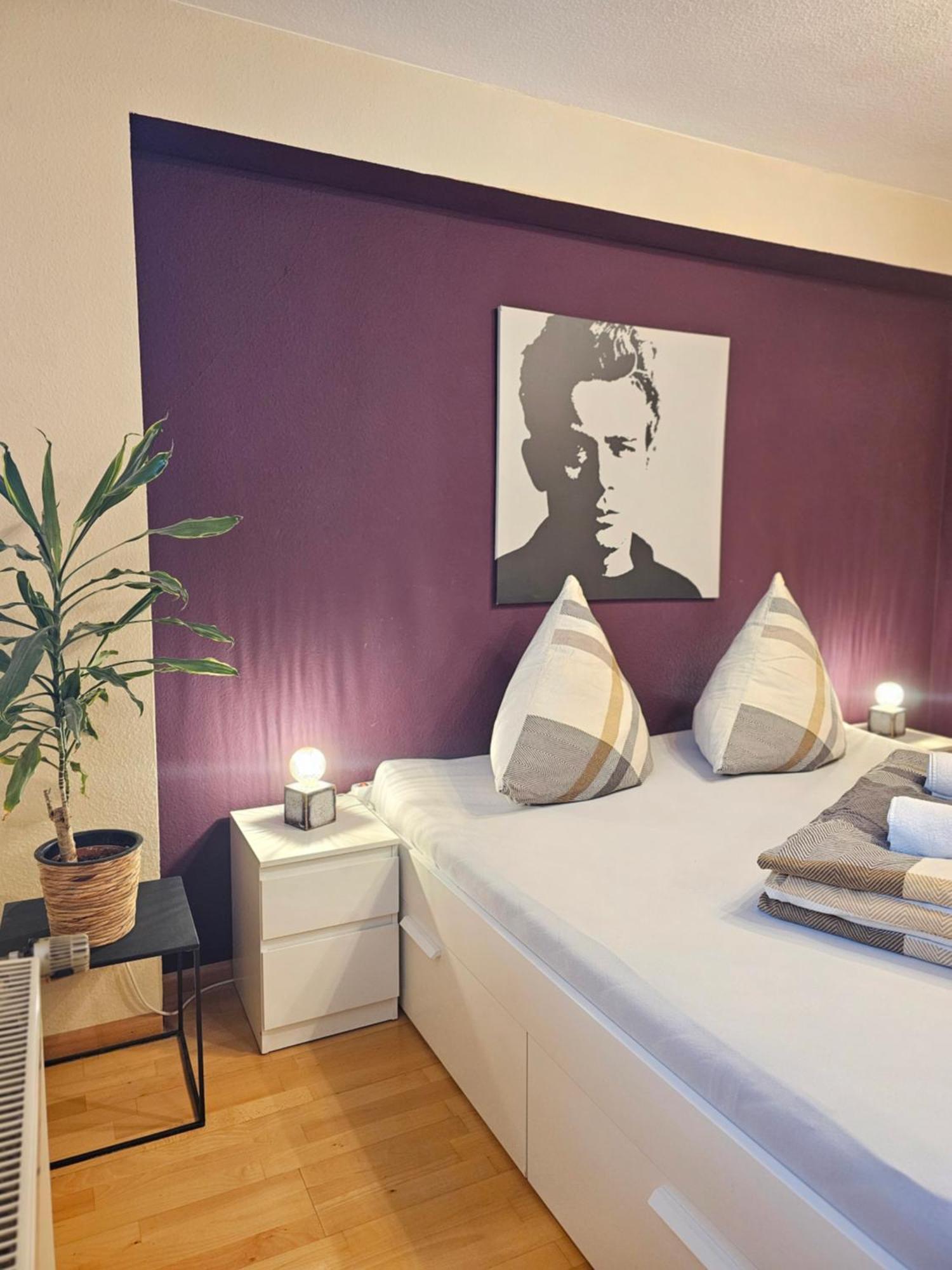 Doppelzimmer 1 I Geteiltes Bad & Kueche I Mit Dem Zug Nur 4 Min Bis Zum Hauptbahnhof Φράιμπουργκ Εξωτερικό φωτογραφία